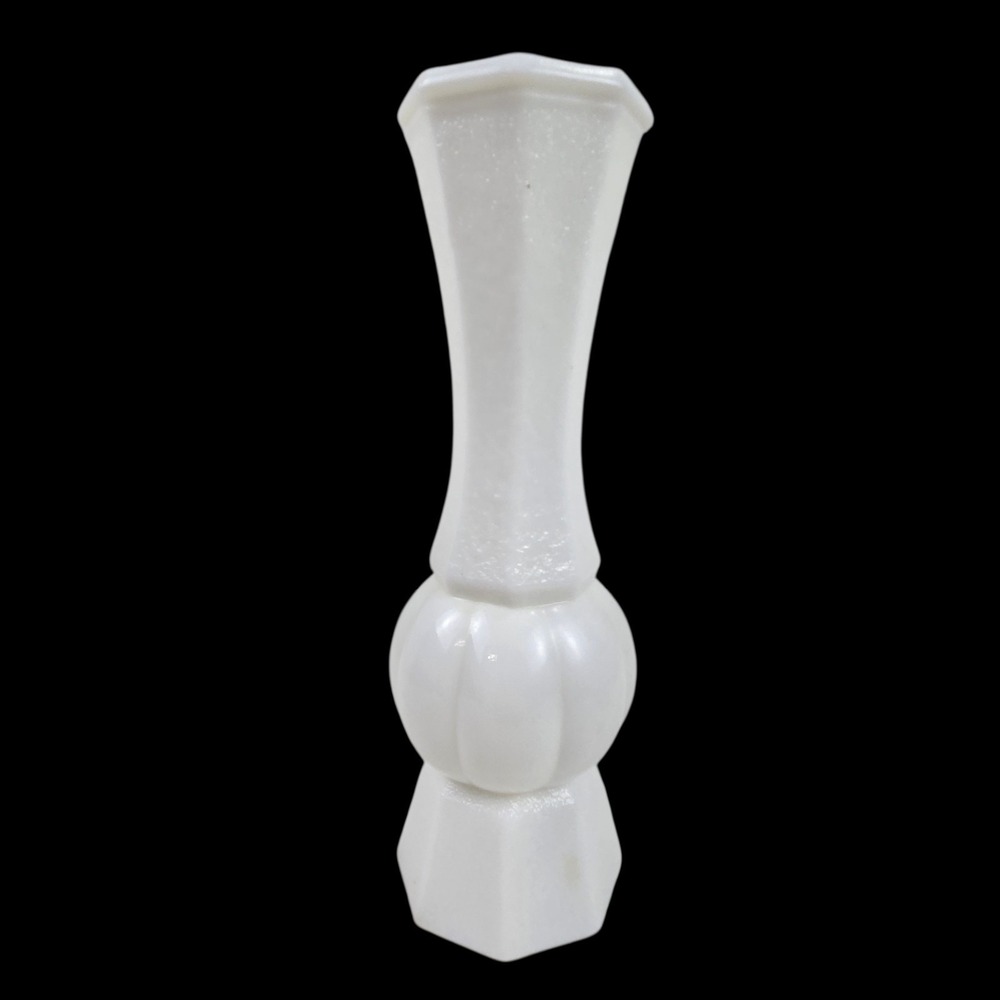 Vintage E O Brody Unique Octagonal Sides Milk Glass Bud Vase 9" MINT CONDITION